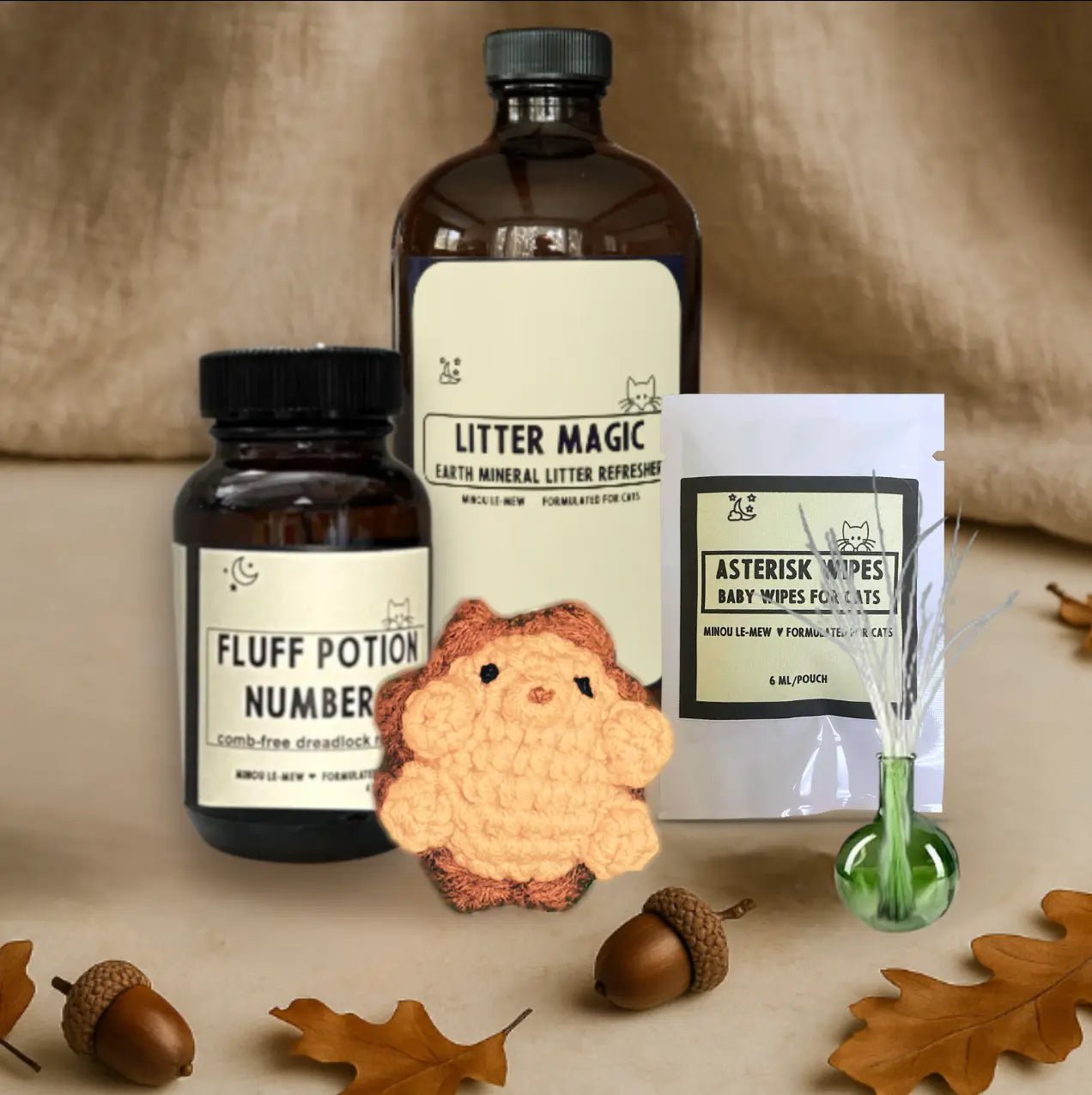 Asterisk Wipes | Botanical Cat Hygiene Wipes for Gentle Grooming by Minou Le - Mew - FloofChonk