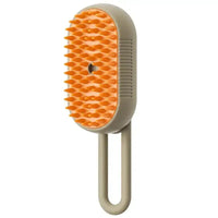 Gentle pet brush with mist