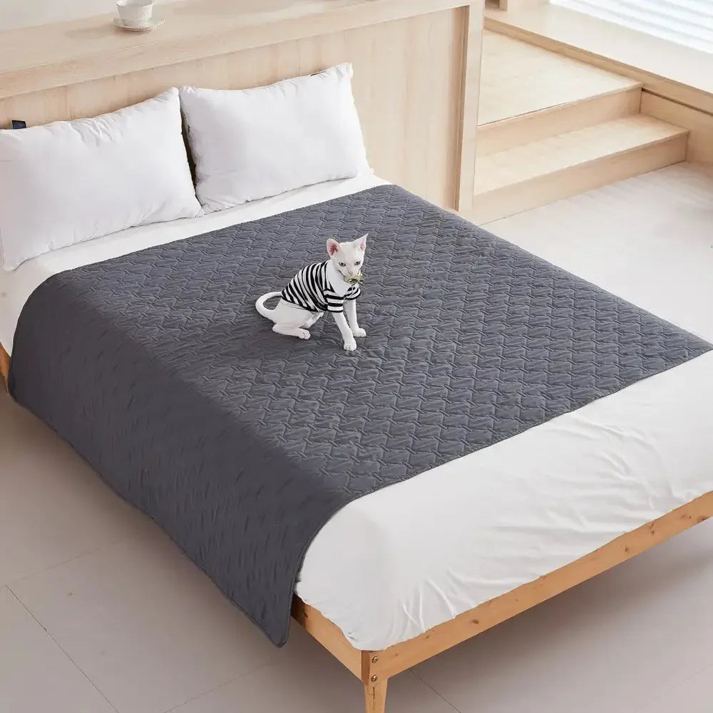 Waterproof Non-slip Pet Blanket - FloofChonk