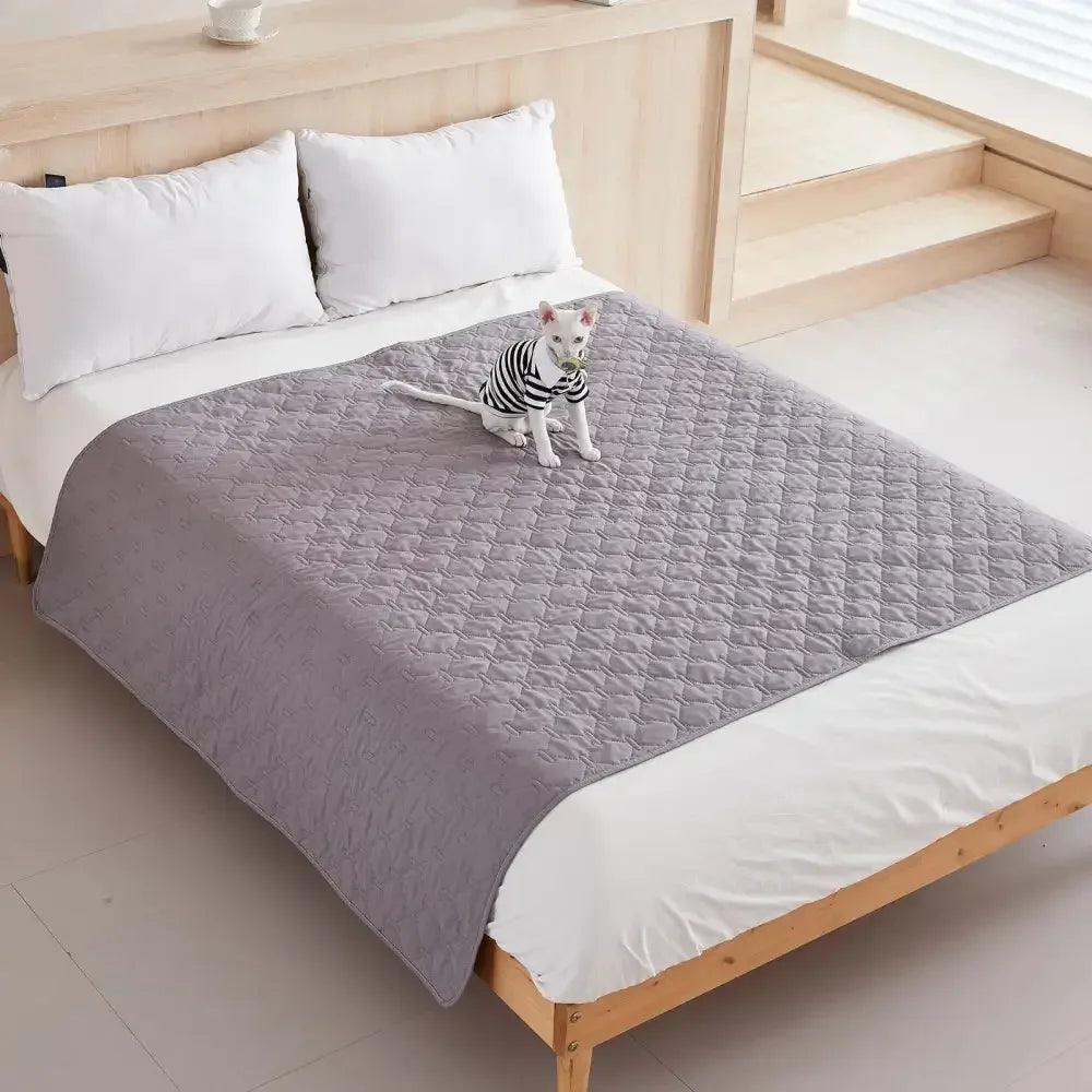 Waterproof Non-slip Pet Blanket - FloofChonk