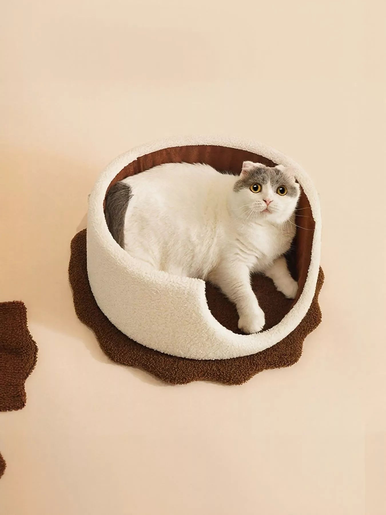 Biscuit Style Pet Nest - FloofChonk