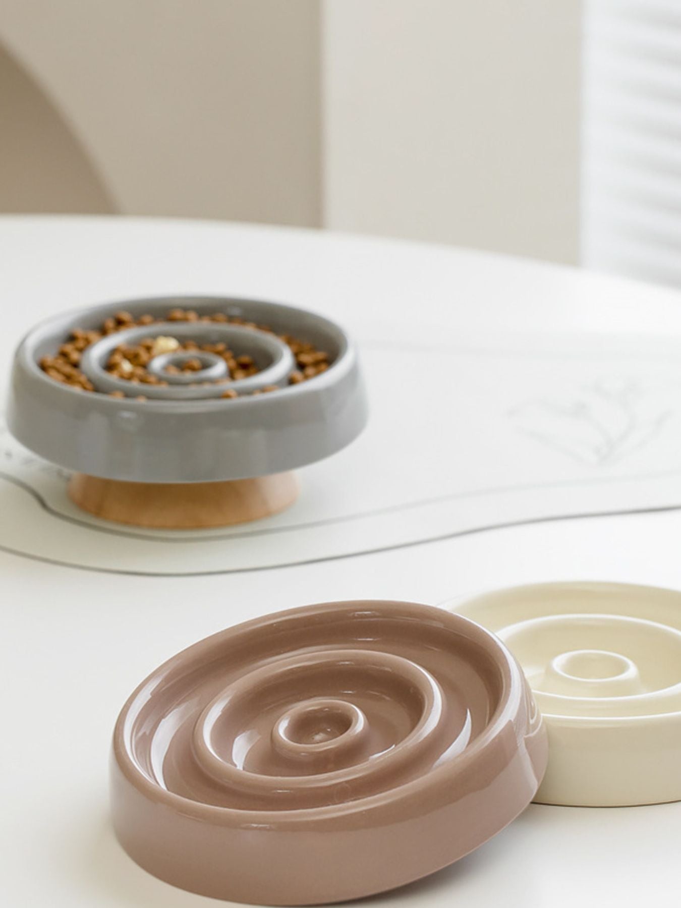 Interactive Slow Feeder Pet Bowl - FloofChonk