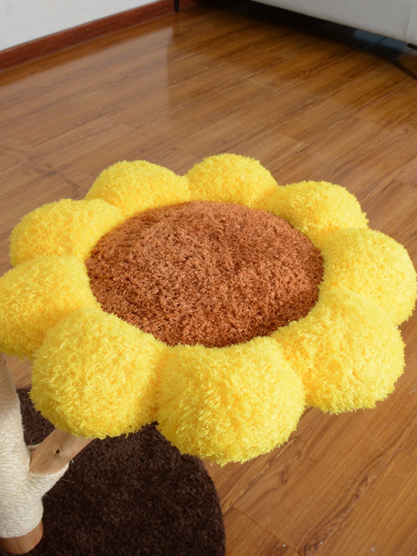 Sunflower Multi - Level Cat Tree & Condo - FloofChonk