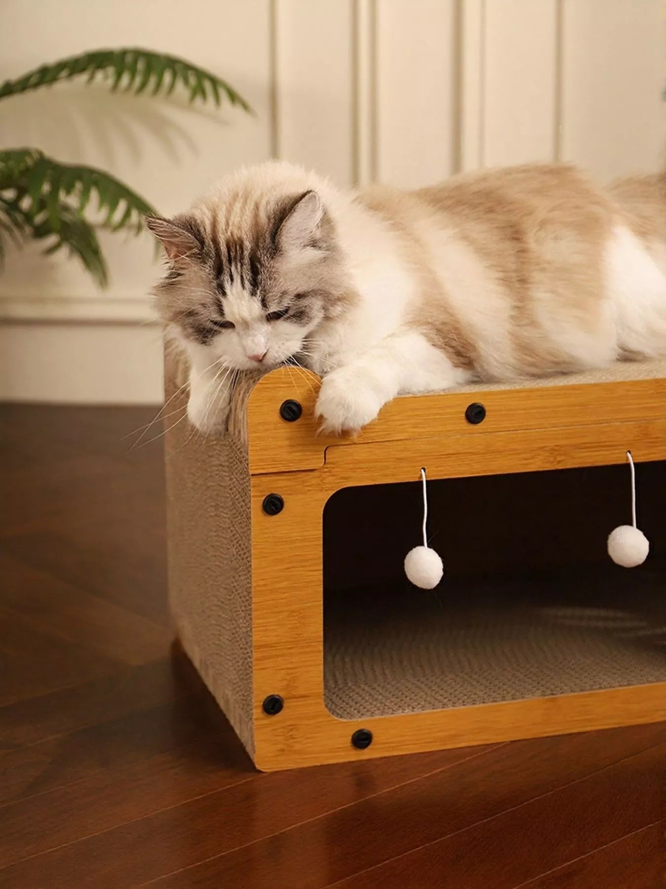 Wooden Cat House with Scratching Pad - FloofChonk